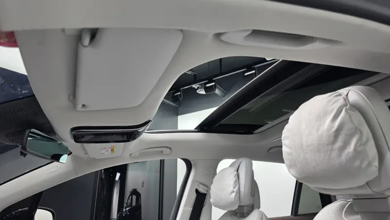 Mercedes-Benz EQS SUV