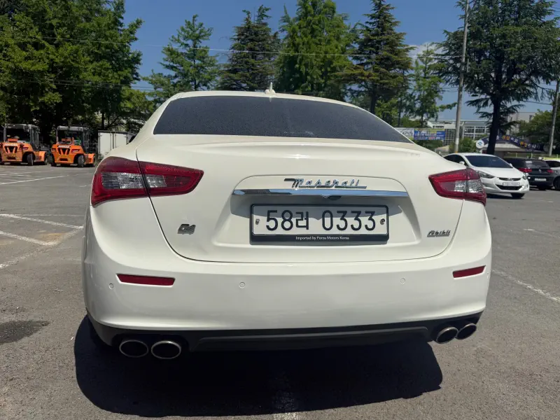 Maserati Ghibli