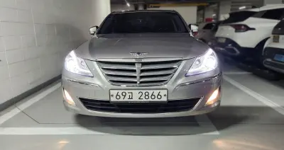 Hyundai Genesis