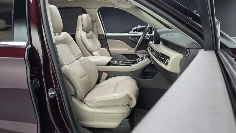 Lincoln Aviator