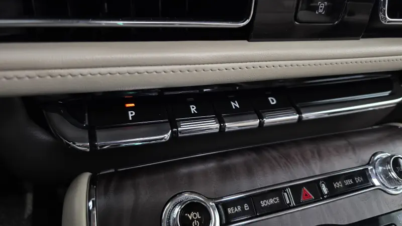 Lincoln Aviator