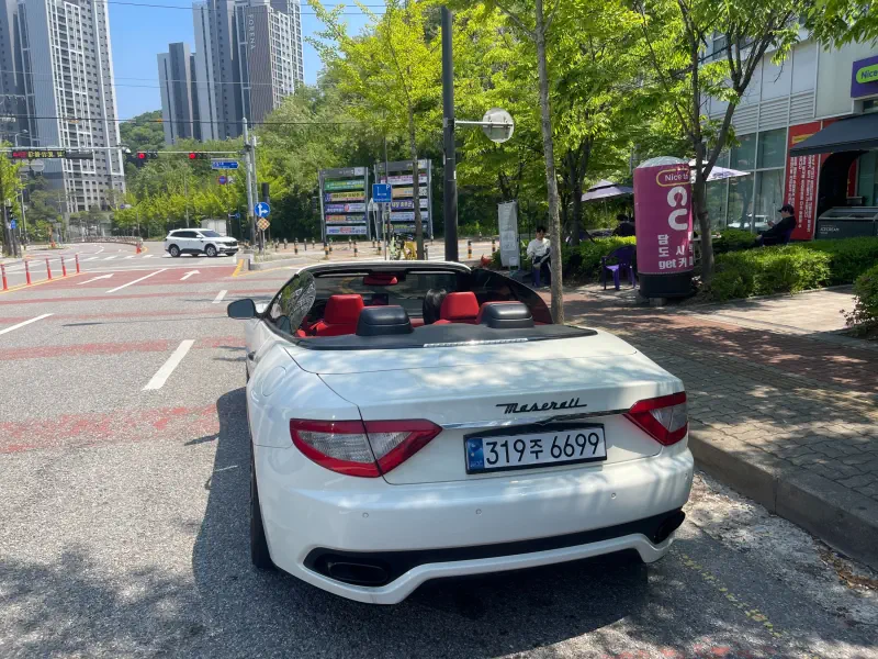 Maserati GranCabrio