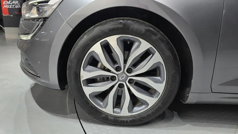Renault Samsung SM6