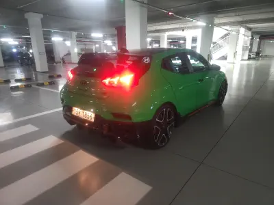 Hyundai Veloster