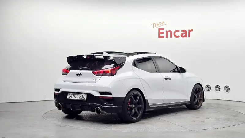 Hyundai Veloster