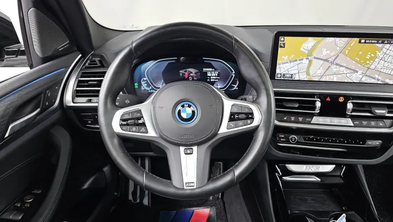 BMW iX3