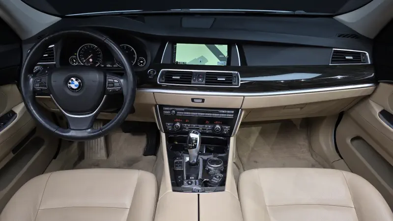 BMW 5-Series Gran Turismo