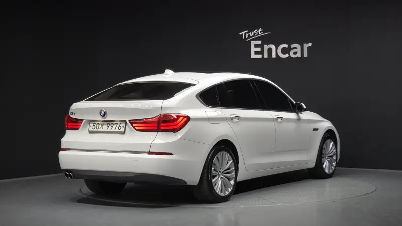 BMW 5-Series Gran Turismo