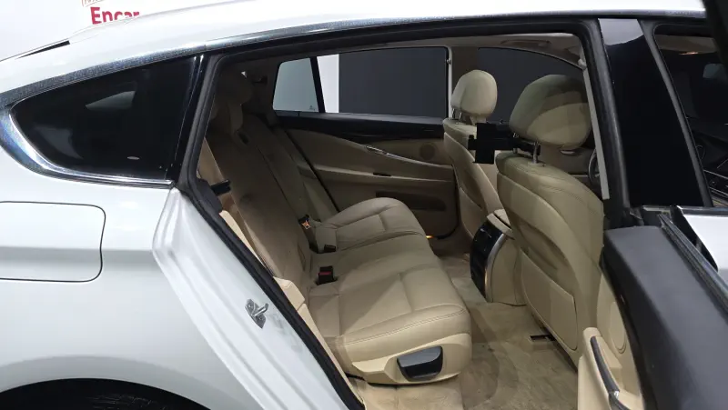 BMW 5-Series Gran Turismo