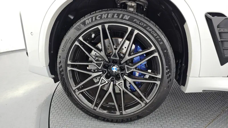 BMW X5M