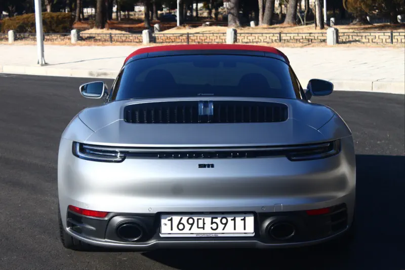 Porsche 911