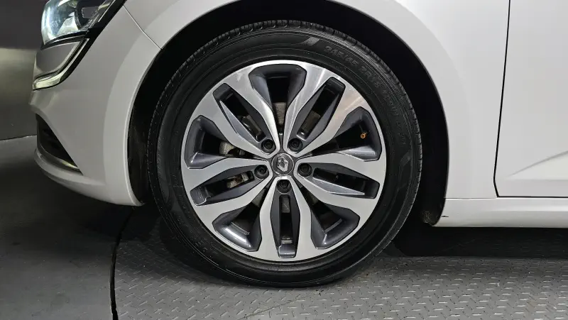 Renault Samsung SM6