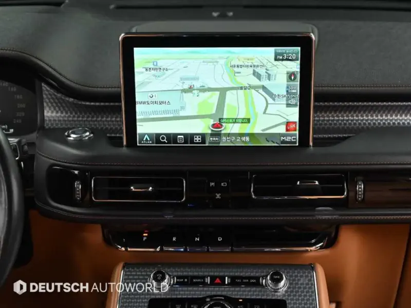 Lincoln Aviator