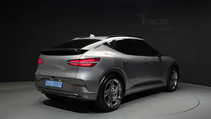 Genesis GV60
