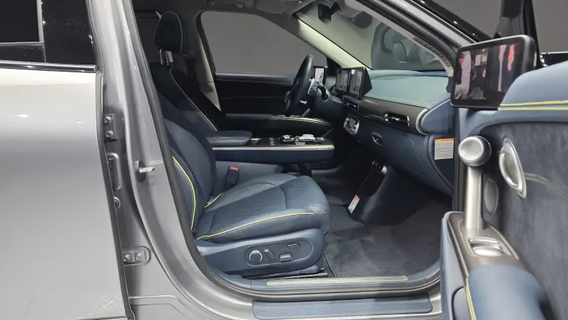 Genesis GV60