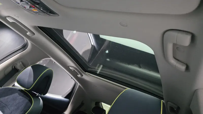 Genesis GV60