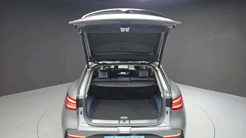 Genesis GV60