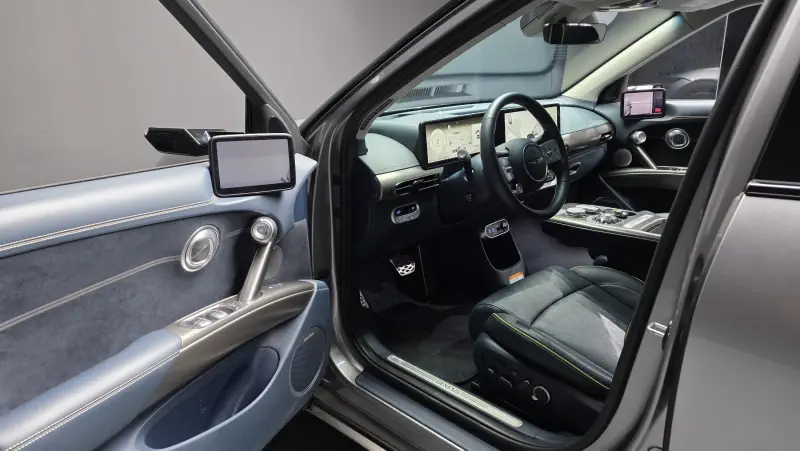 Genesis GV60