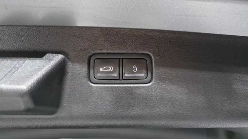Genesis GV60