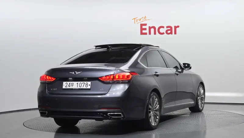 Hyundai Genesis