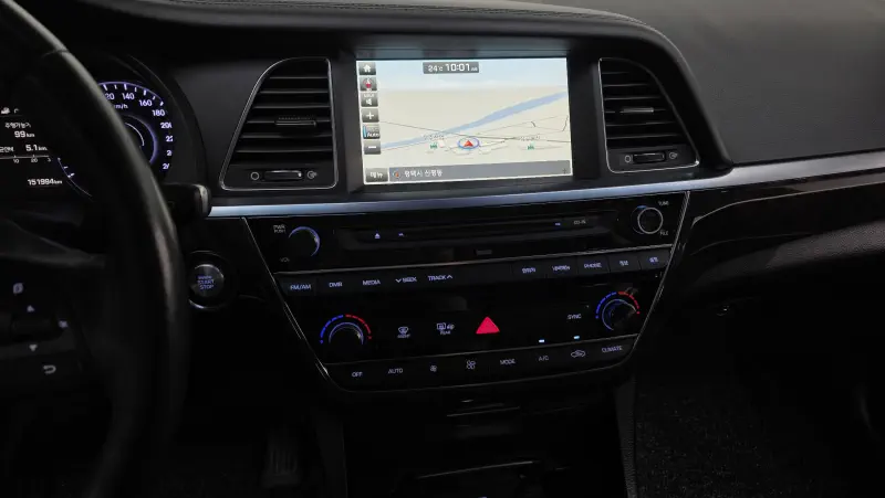 Hyundai Aslan