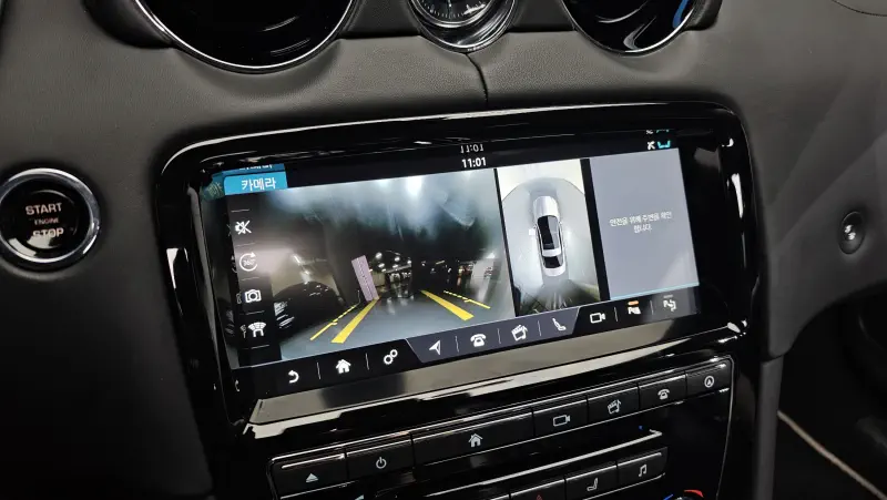 Jaguar XJ
