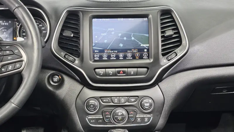 Jeep Cherokee
