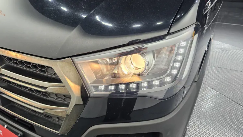 Hyundai H1