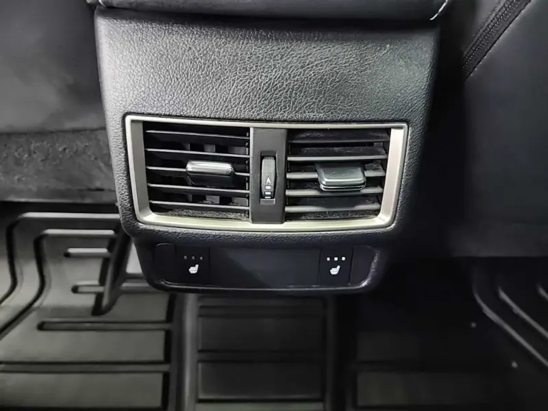 Lexus NX300h