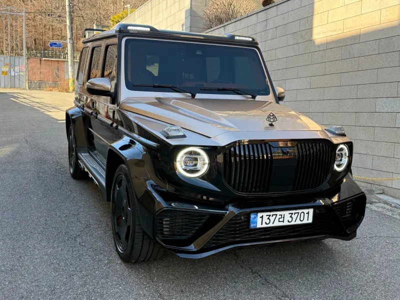 Mercedes-Benz G-Class