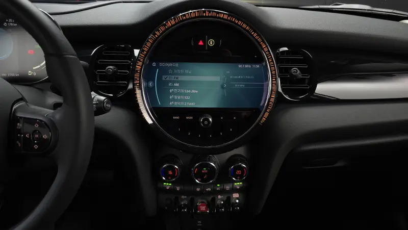 MINI Hatch