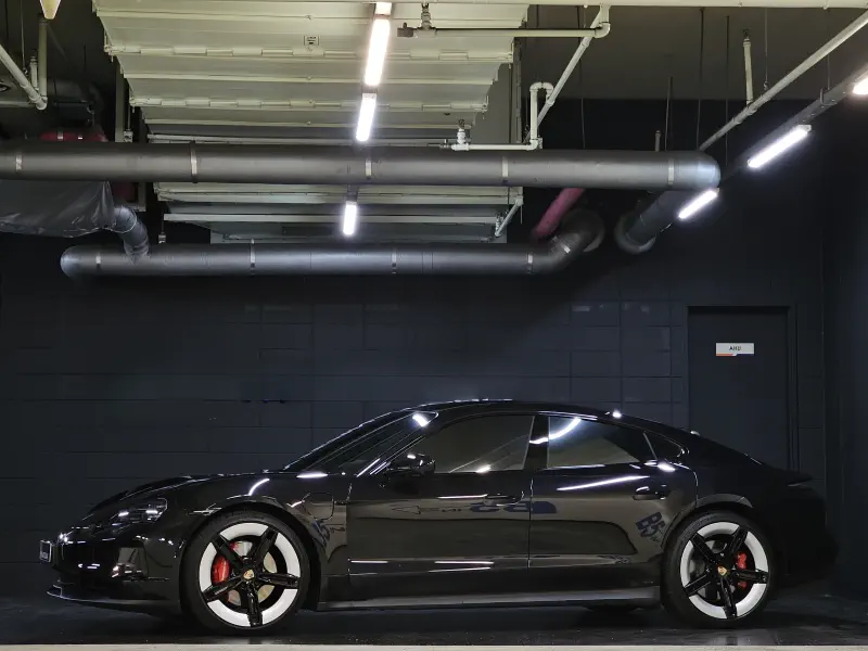 Porsche Taycan