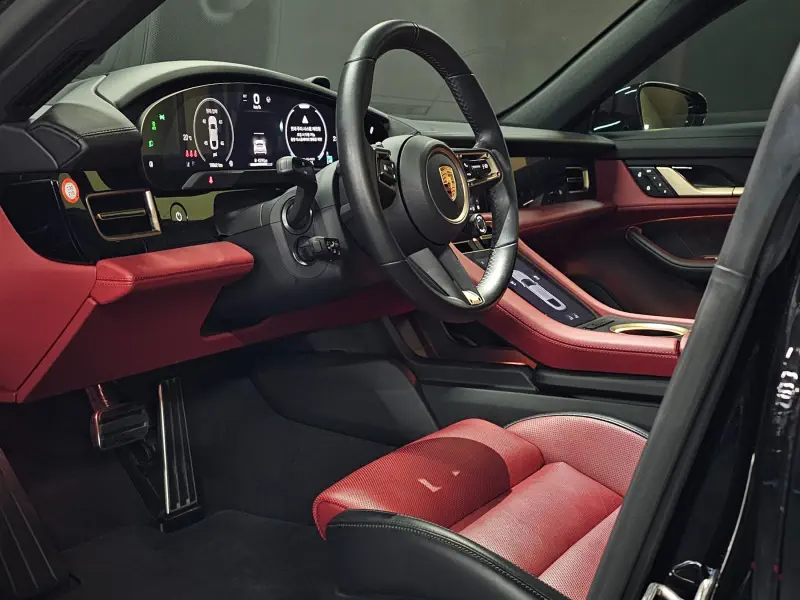 Porsche Taycan