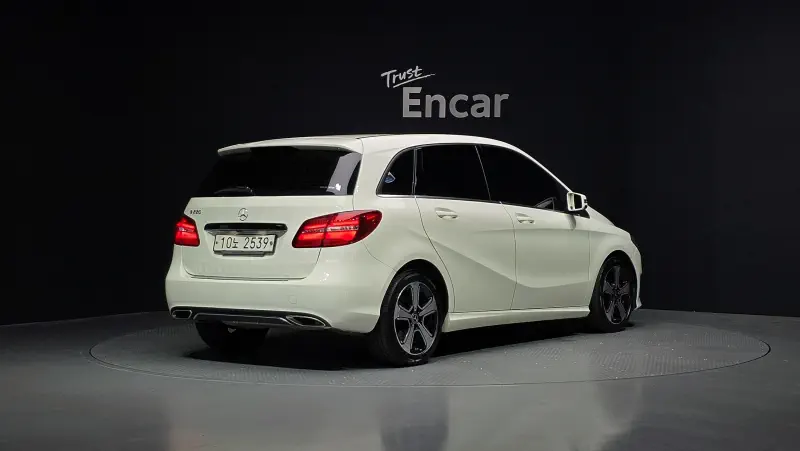 Mercedes-Benz B-Class