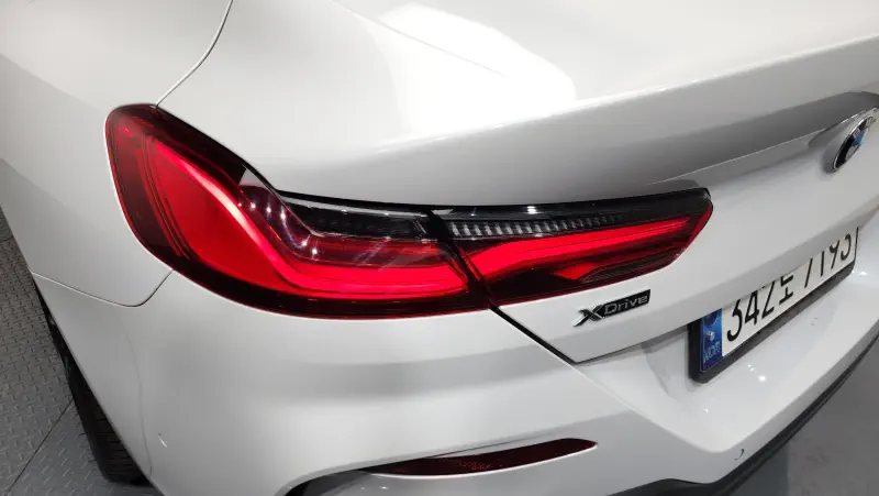 BMW 8-Series