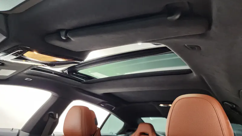 BMW 8-Series