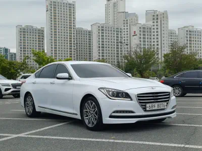 Hyundai Genesis