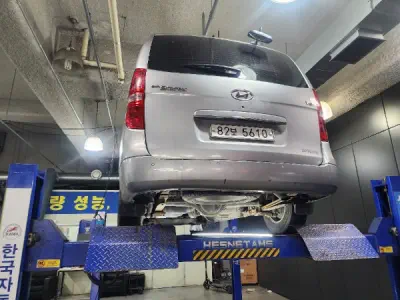 Hyundai Grand Starex