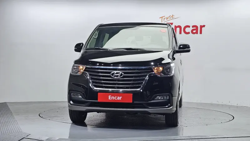 Hyundai Grand Starex