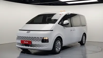 Hyundai Staria