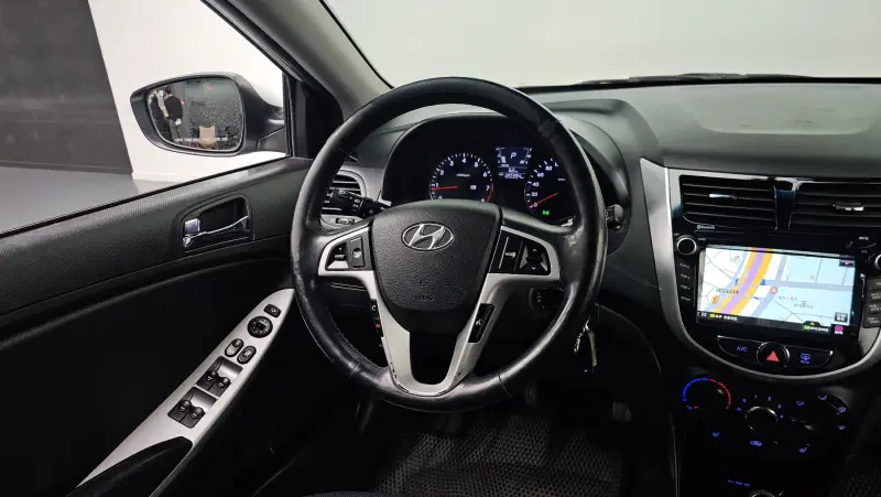 Hyundai Accent