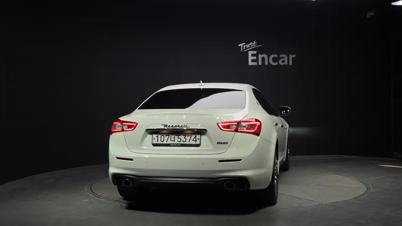 Maserati Ghibli