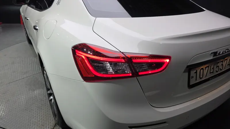 Maserati Ghibli