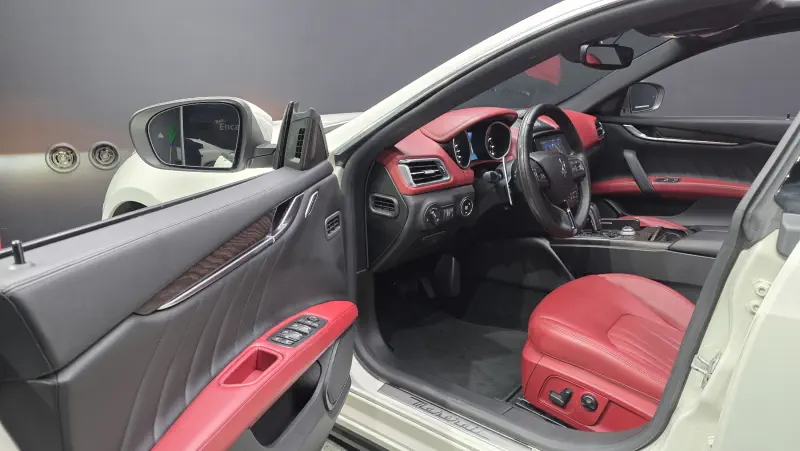 Maserati Ghibli