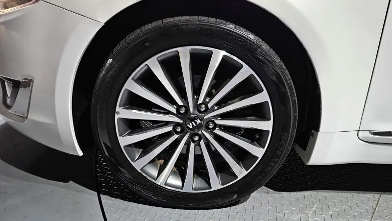 Kia K7