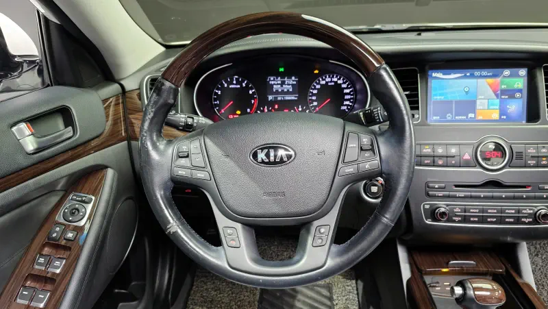 Kia K7