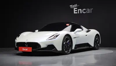 Maserati MC20