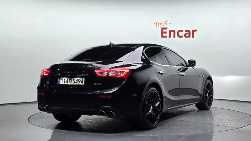 Maserati Ghibli