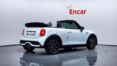 MINI Cabrio
