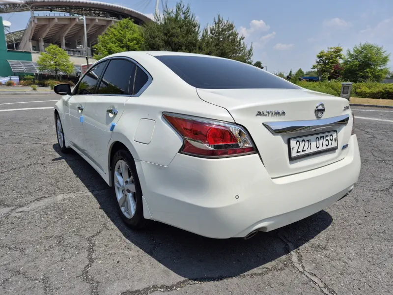 Nissan Altima